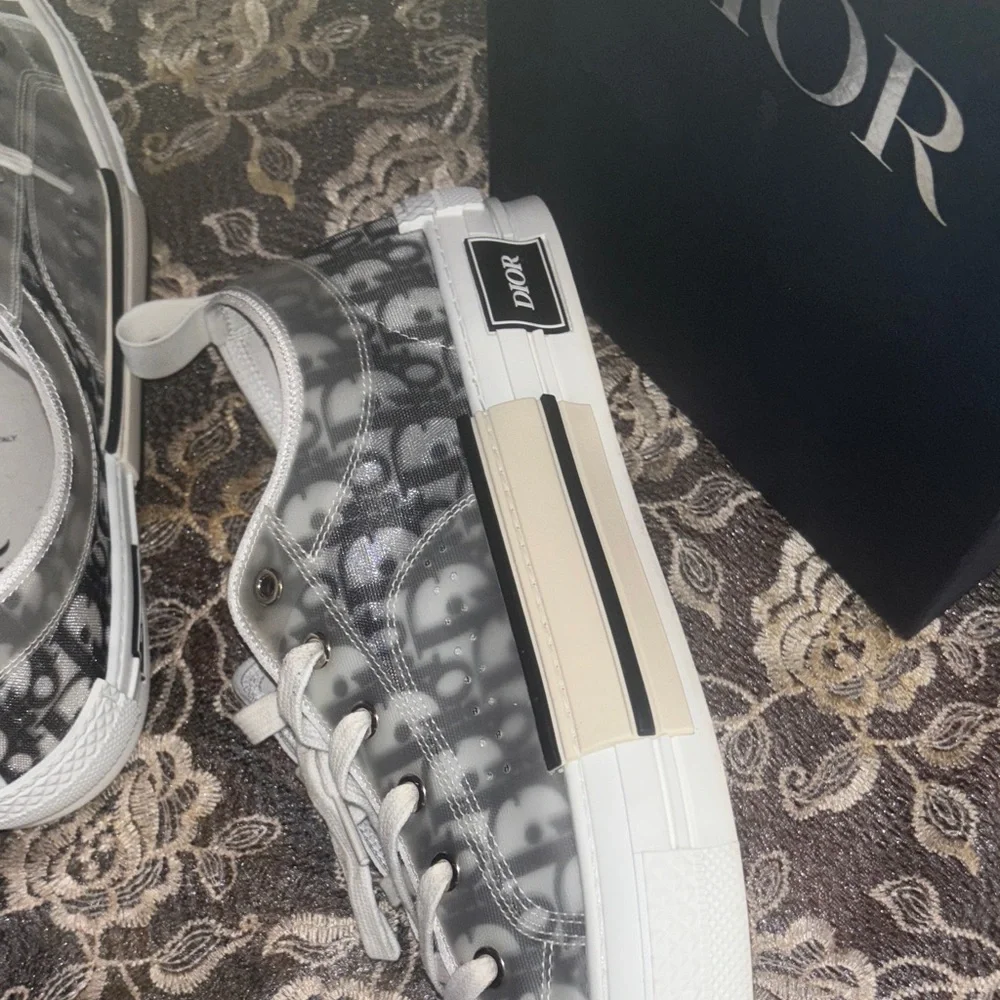 Dior Monochrome Sneakers in Elegant Black & White Gently Used. Men’s EU 47/14 US - Picture 10 of 15